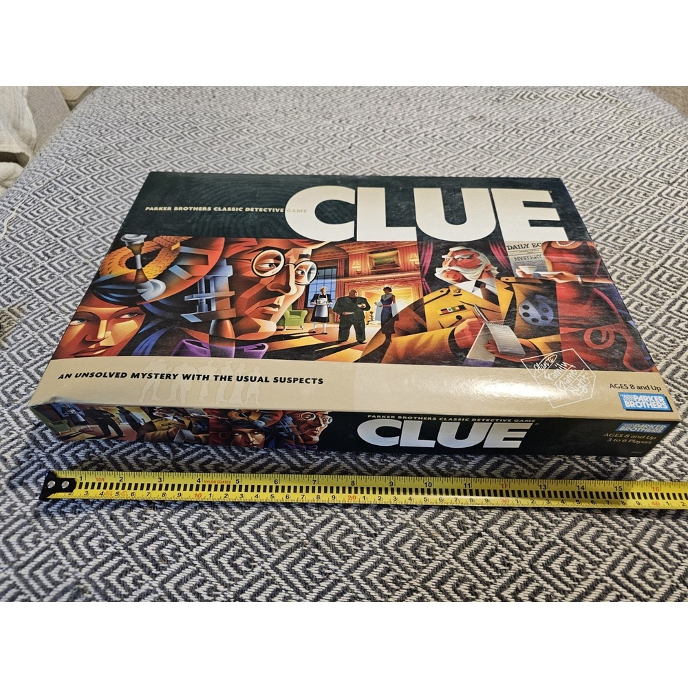 Vintage 2002 Clue Board Game Parker Brothers Collectible Figures See Description